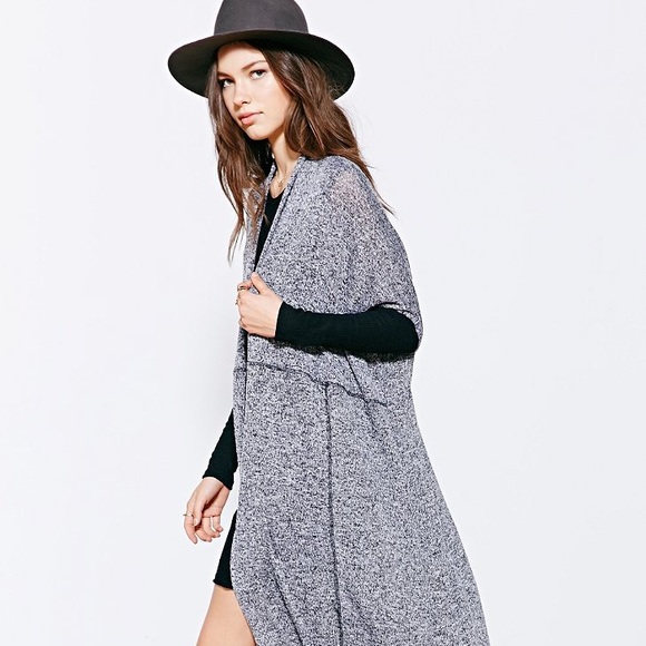 silence + noise Sweaters - Silence + Noise Black Colorblock Cardigan